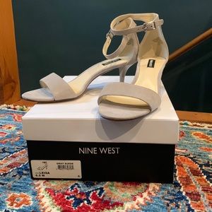 Nine West LEISA 6.5M Gray Suede